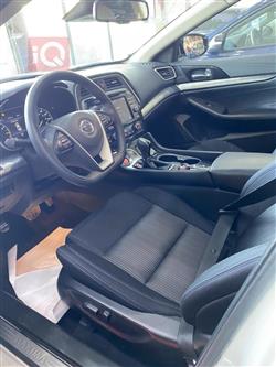 Nissan Maxima